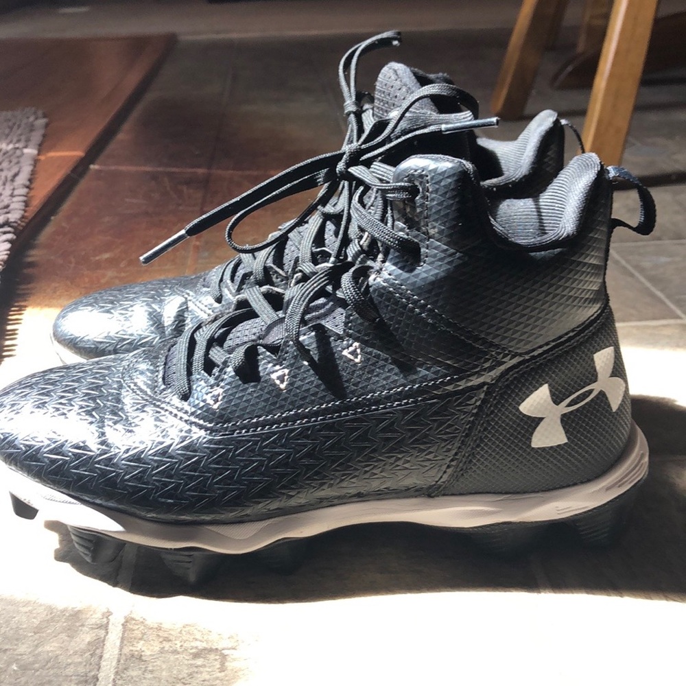 Boys football cleats